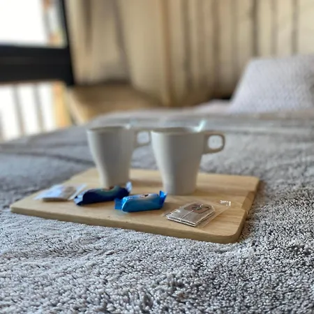 Apartment Living *